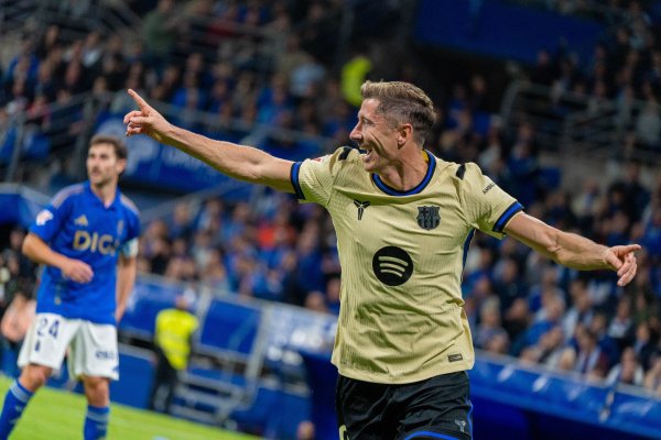 AS: Lewandowski bỏ lỡ trận El 