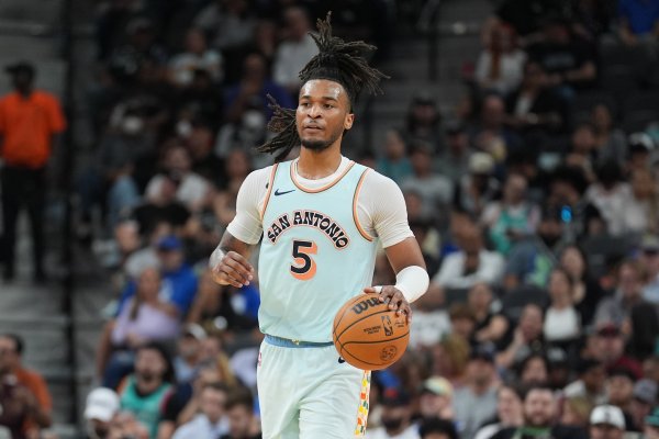 Zhang Jiawei: Spurs giành chiế