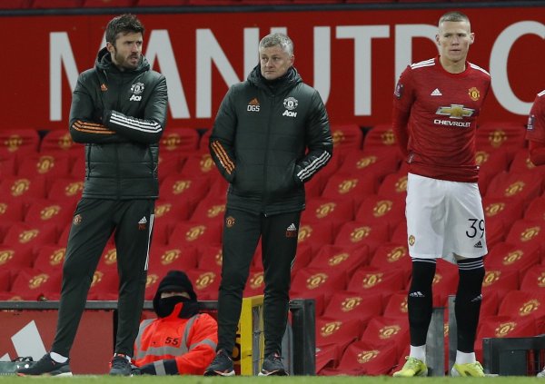 Solskjaer: Tôi bị sốc khi Manc